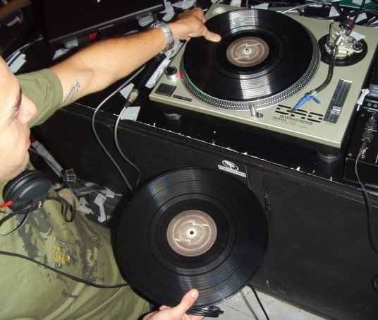 4694_126334365032_539640032_3228533_5678472_n