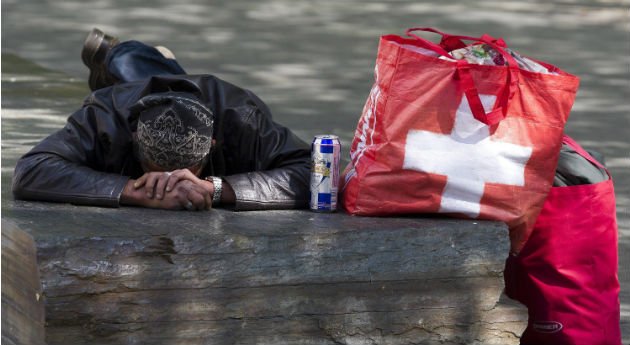 ¿Cómo es ser pobre en Suiza?. Este año el gobierno federal finalmente decidió atacar el tabú al lanzar un programa de prevención y lucha contra la pobreza