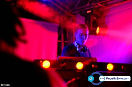 Mp3: Andrés Gil – FuckmyFunk GMID Promo Mix