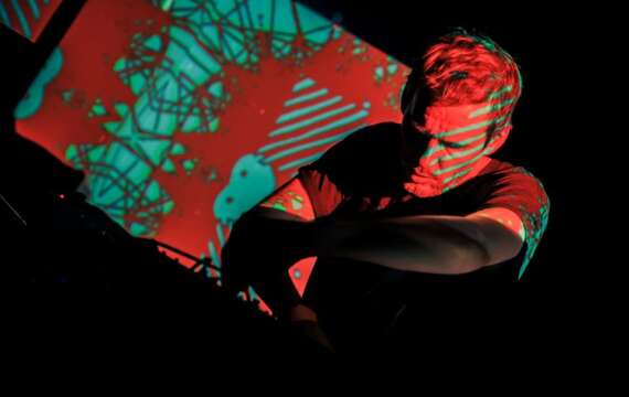 Clark anuncia EP
