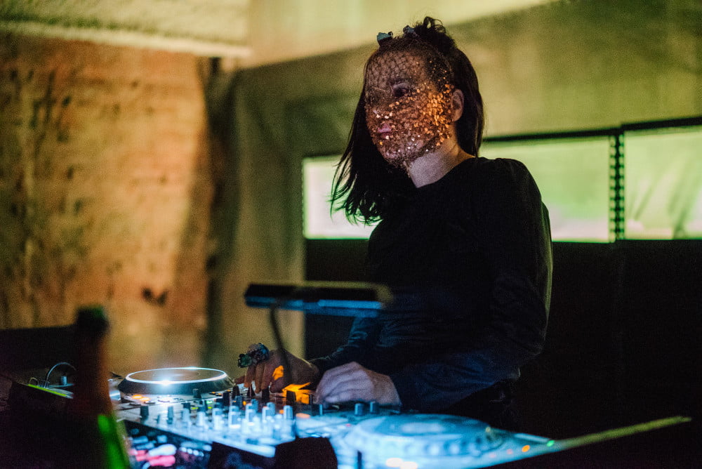 MaxwellSchiano_TriAngleRecords5YearNYC_2015RBMA12-e1431981104931