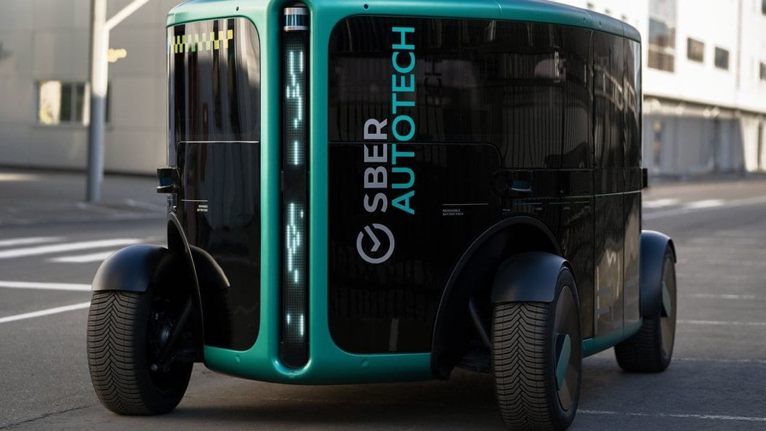 VIDEO: Rusia presenta &#8216;el taxi del futuro&#8217;, un vehículo eléctrico totalmente autónomo