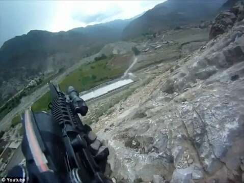 Video: I&#8217;M HIT! I&#8217;M HIT ! Soldado graba tiroteo con Talibanes a lo Call of Duty