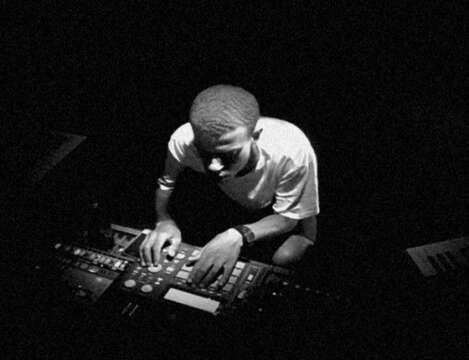 Escucha: Nik Dawson aka Bookworms &#8211; “Japanese Zelkova”