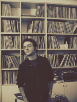 Donato Dozzy Plays Bee Mask, debut en Spectrum Spools re-interpretando a Bee Mask&#8230;