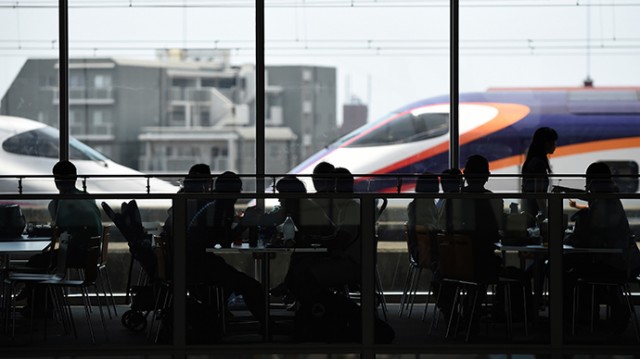 japan-approves-maglev-train.si