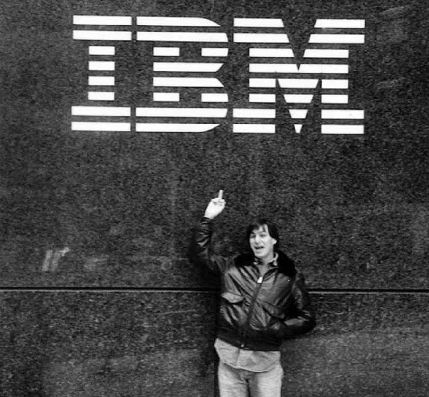 steve-jobs-ibm-middle-finger